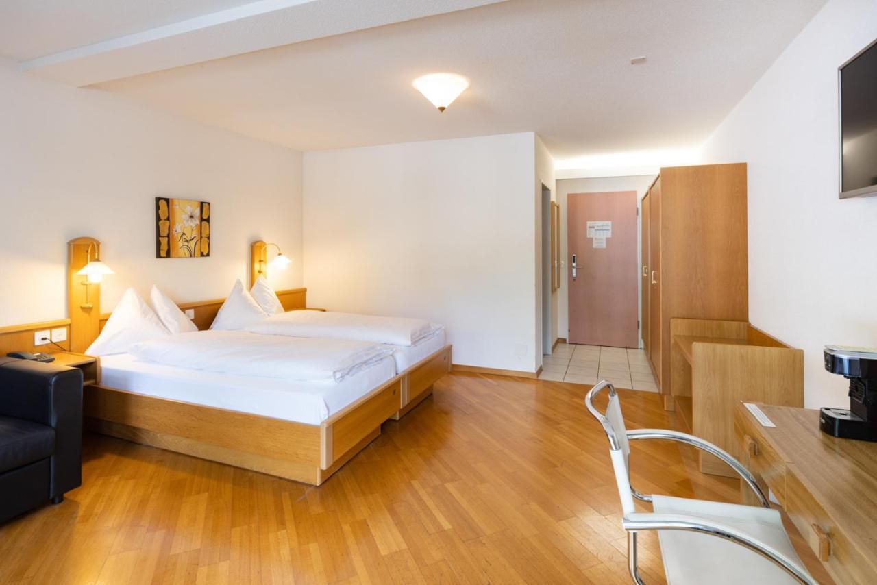 Strandhotel Seeblick ファウレンゼー エクステリア 写真